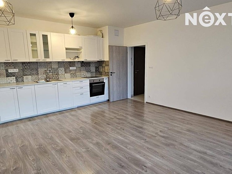 Pronájem bytu 2+kk 55 m² (Jednopodlažní) - foto 7