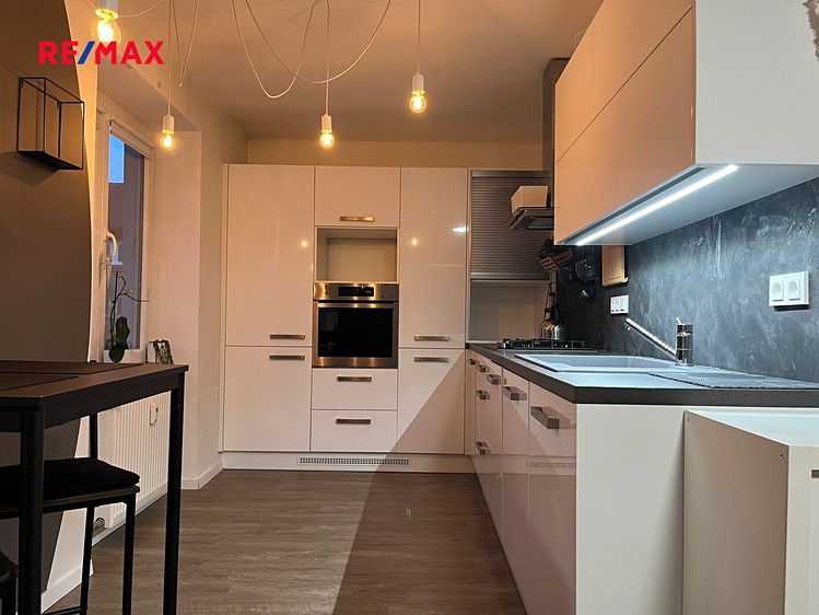 Pronájem bytu 2+kk 42 m² - foto 3