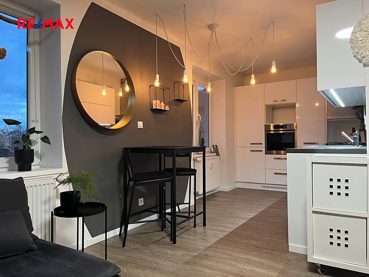 Pronájem bytu 2+kk 42 m² - foto 6