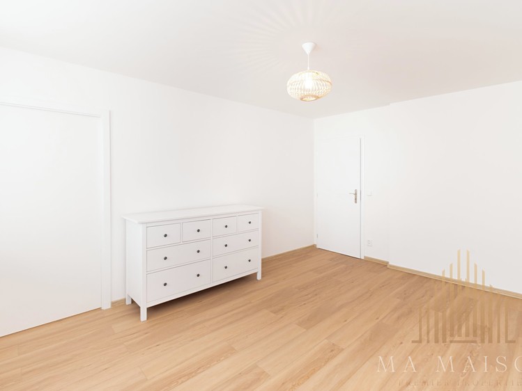 Pronájem bytu 1+1 38 m² - foto 3