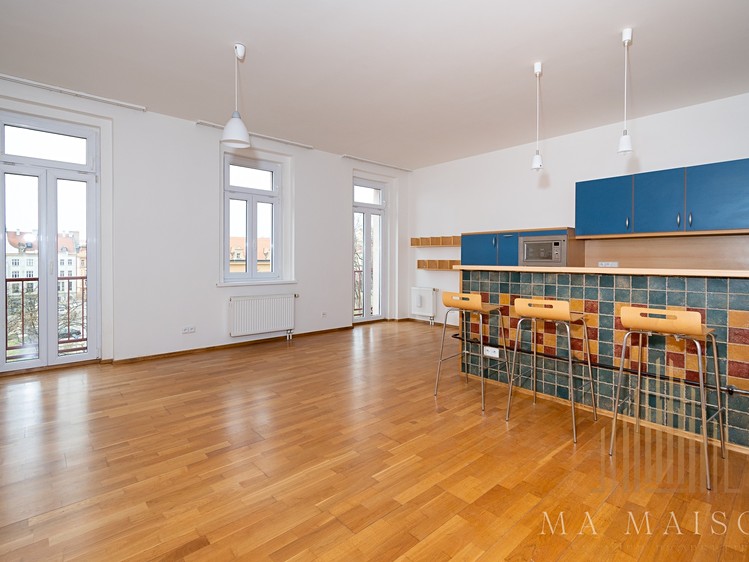 Pronájem bytu 3+kk 84 m² - foto 1