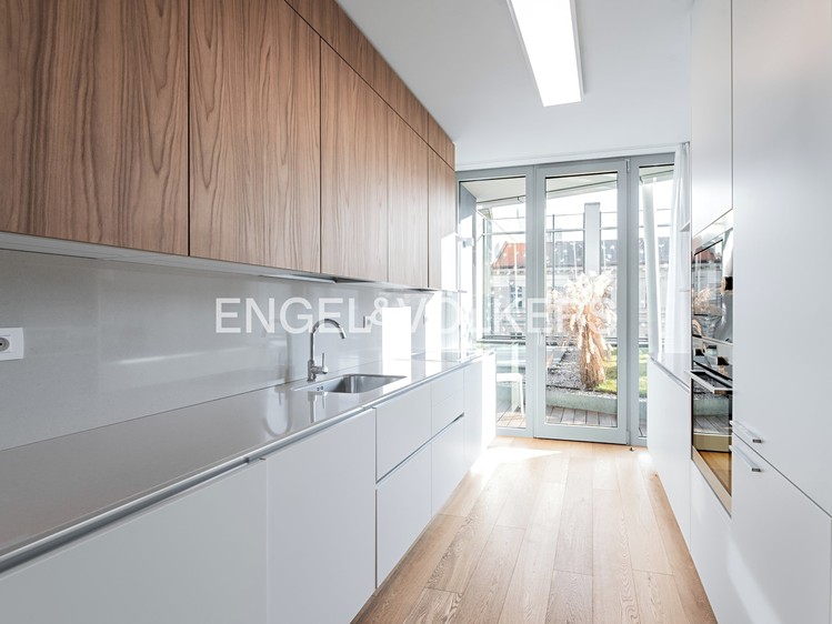 Pronájem bytu 2+kk 71 m² - foto 4