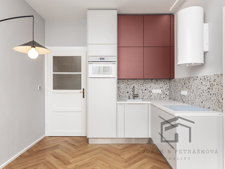 Pronájem bytu 2+kk 52 m² - foto 1