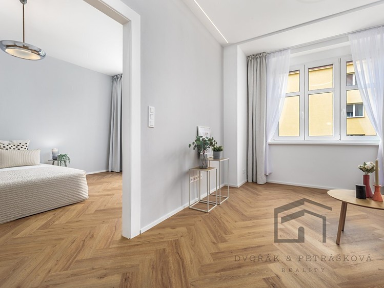 Pronájem bytu 2+kk 52 m² - foto 3