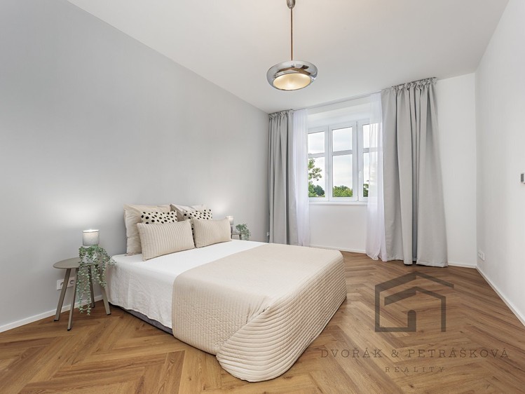 Pronájem bytu 2+kk 52 m² - foto 8