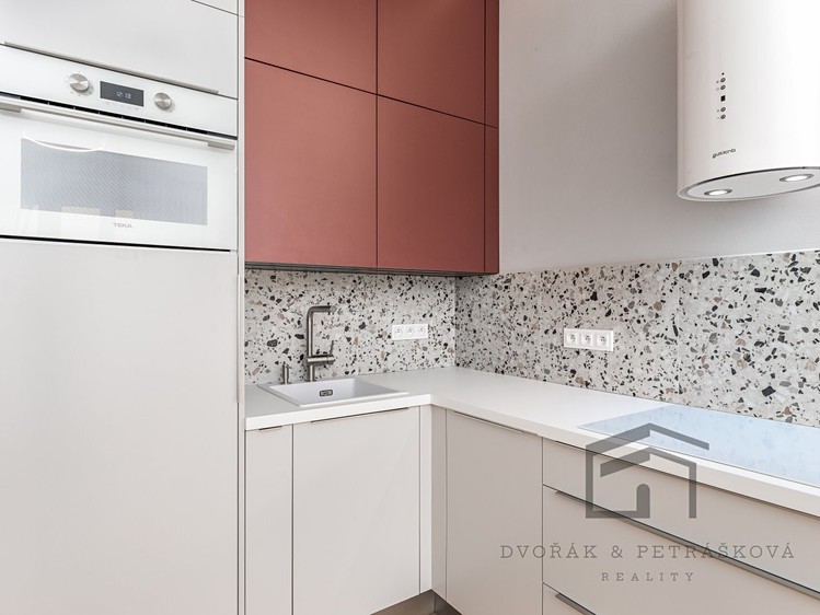 Pronájem bytu 2+kk 52 m² - foto 5