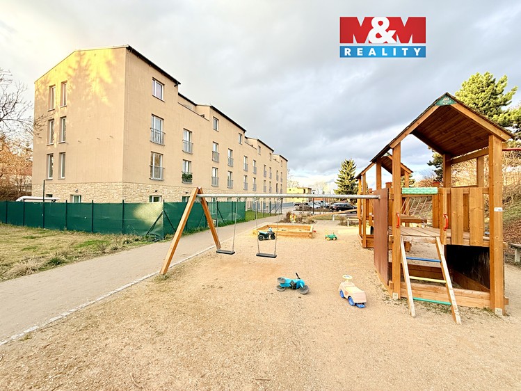 Pronájem bytu 1+kk 31 m² - foto 1