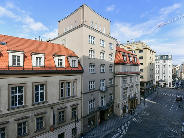 Pronájem bytu 3+kk 83 m² - foto 3