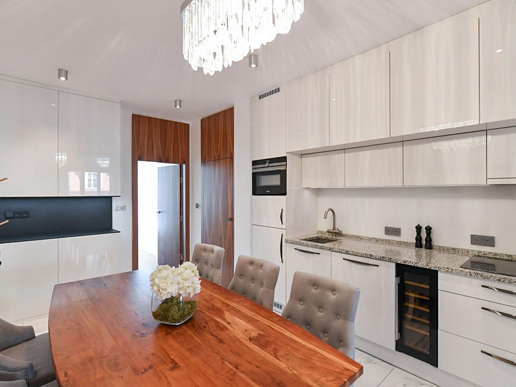 Pronájem bytu 3+kk 83 m² - foto 6
