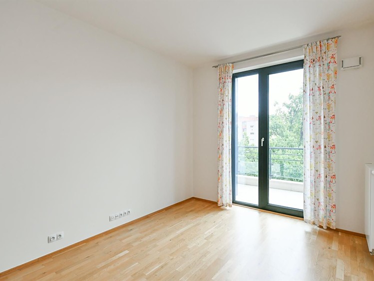 Pronájem bytu 3+kk 80 m² - foto 5