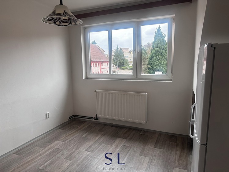 Pronájem bytu 1+1 37 m² (Podkrovní) - foto 5