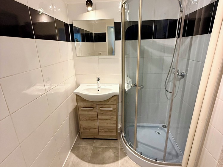 Pronájem bytu 1+1 37 m² - foto 8