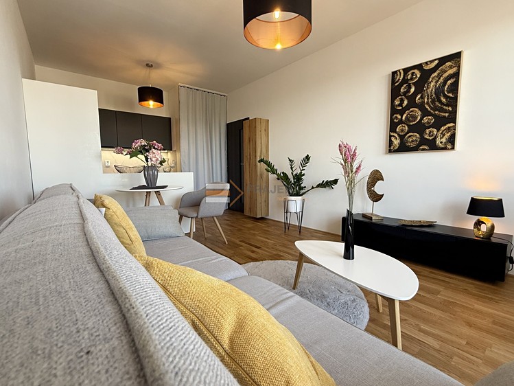 Pronájem bytu 2+kk 49 m² - foto 5