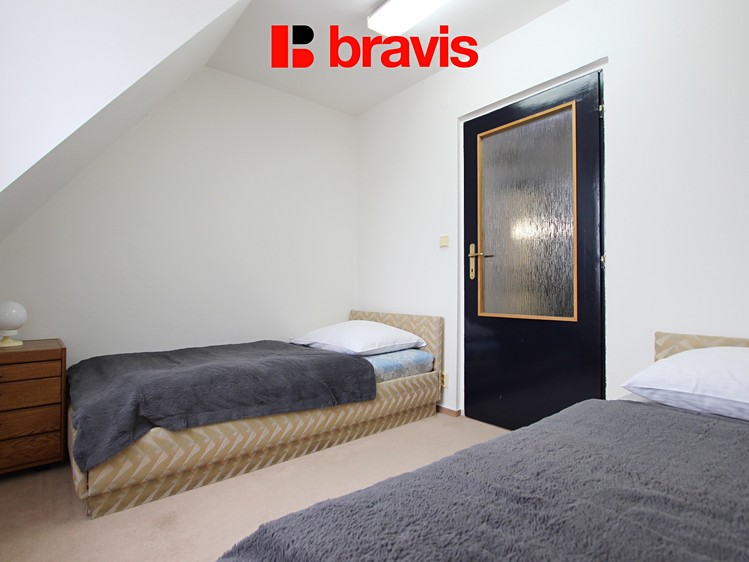 Pronájem bytu 2+kk 40 m² - foto 8