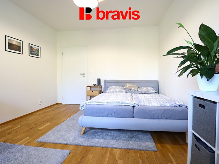 Pronájem bytu 2+1 58 m² - foto 3