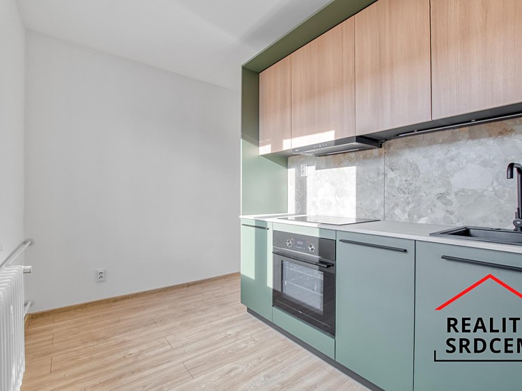 Pronájem bytu 1+1 35 m² - foto 2