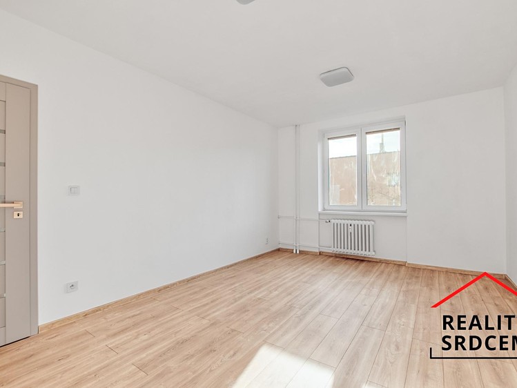 Pronájem bytu 1+1 35 m² - foto 5