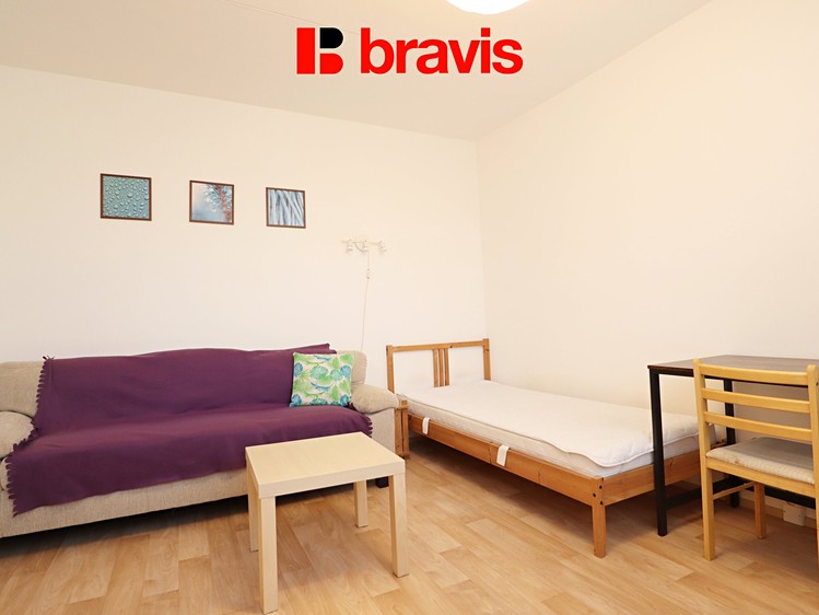 Pronájem bytu 1+1 32 m² - foto 3