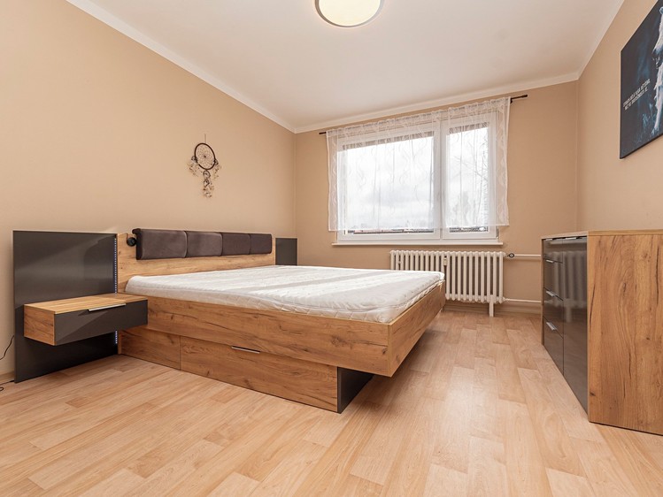 Pronájem bytu 3+1 82 m² - foto 3