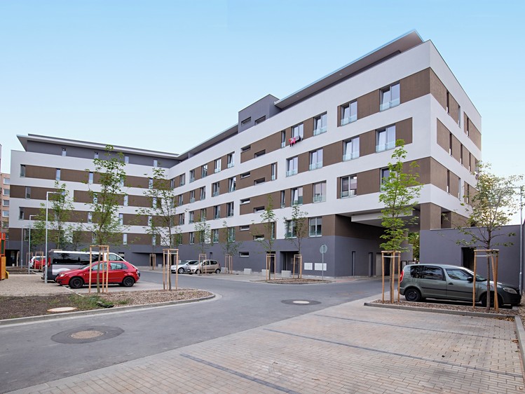 Pronájem bytu 1+kk 30 m² - foto 1
