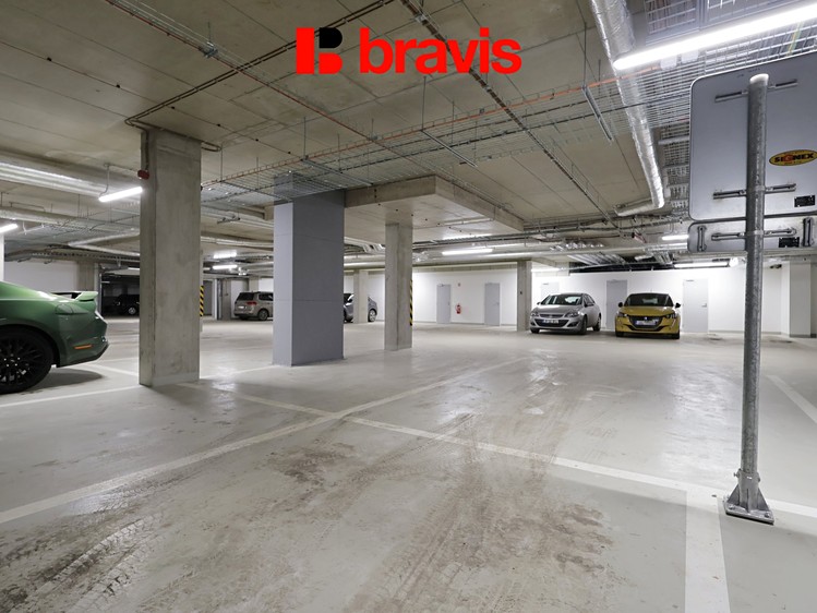 Pronájem bytu 2+kk 64 m² - foto 6