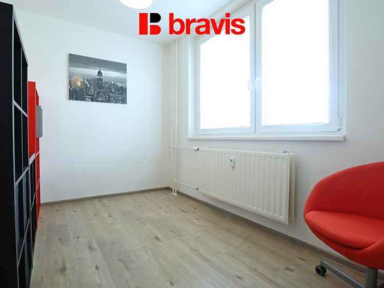 Pronájem bytu 3+kk 61 m² - foto 8