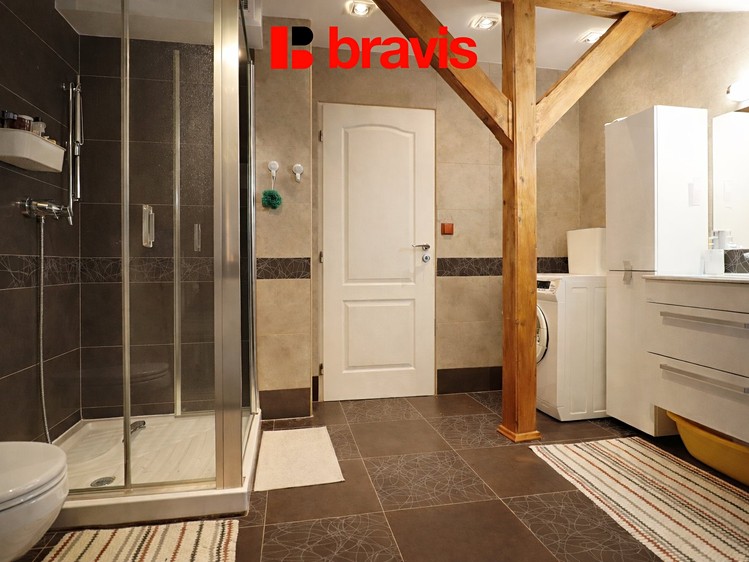 Pronájem bytu 3+kk 109 m² (Podkrovní) - foto 8