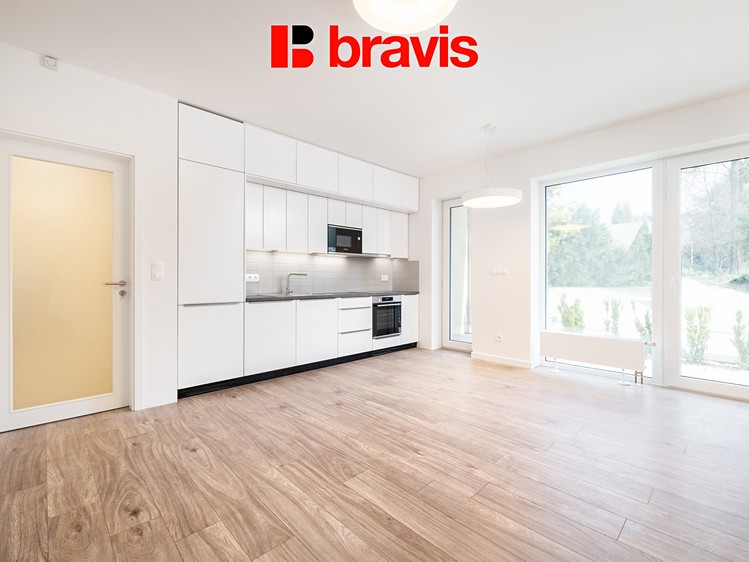Pronájem bytu 3+kk 66 m² - foto 1