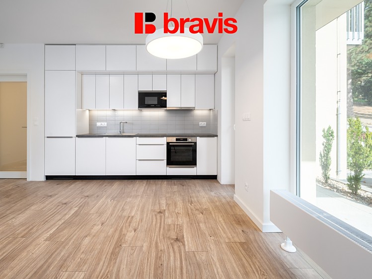 Pronájem bytu 3+kk 66 m² - foto 4