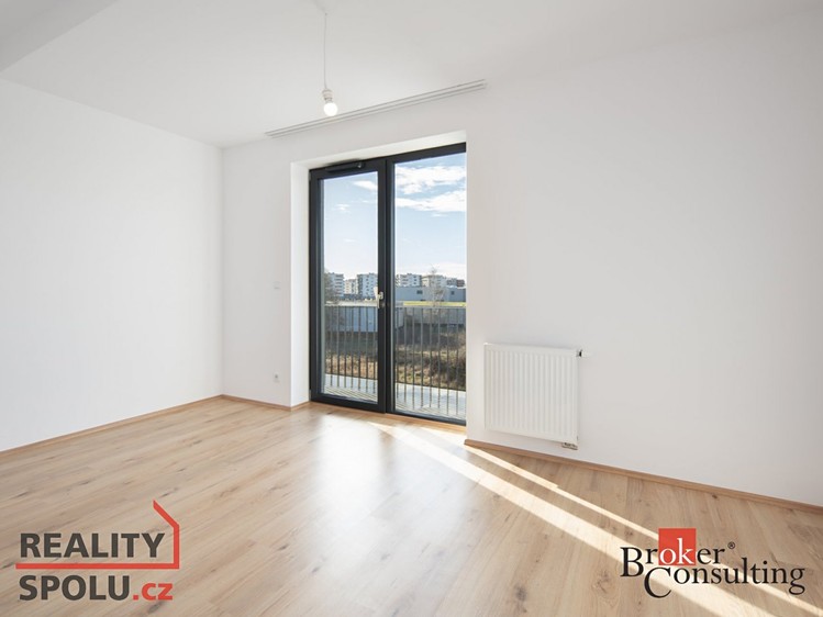 Pronájem bytu 2+kk 80 m² - foto 6