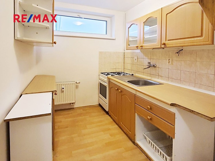 Pronájem bytu 1+1 37 m² - foto 1