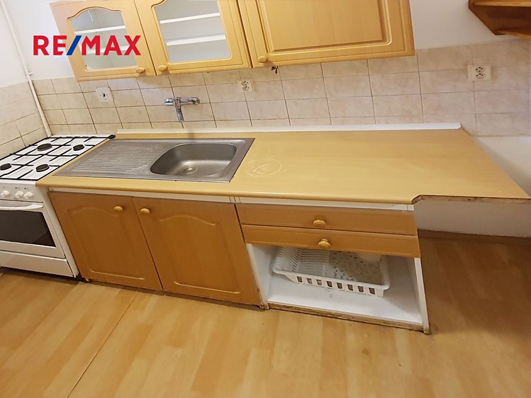 Pronájem bytu 1+1 37 m² - foto 2