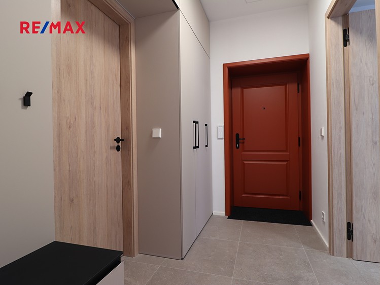 Pronájem bytu 2+kk 43 m² - foto 6