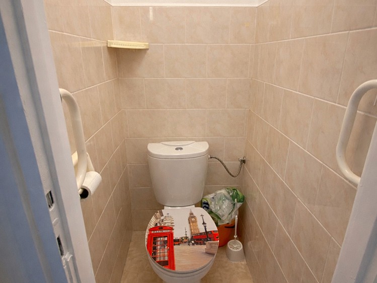 Pronájem bytu 3+1 80 m² - foto 2