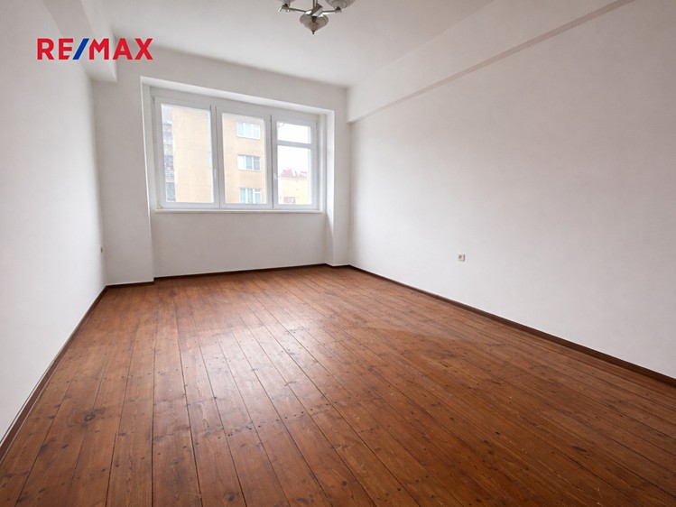 Pronájem bytu 3+1 80 m² - foto 7
