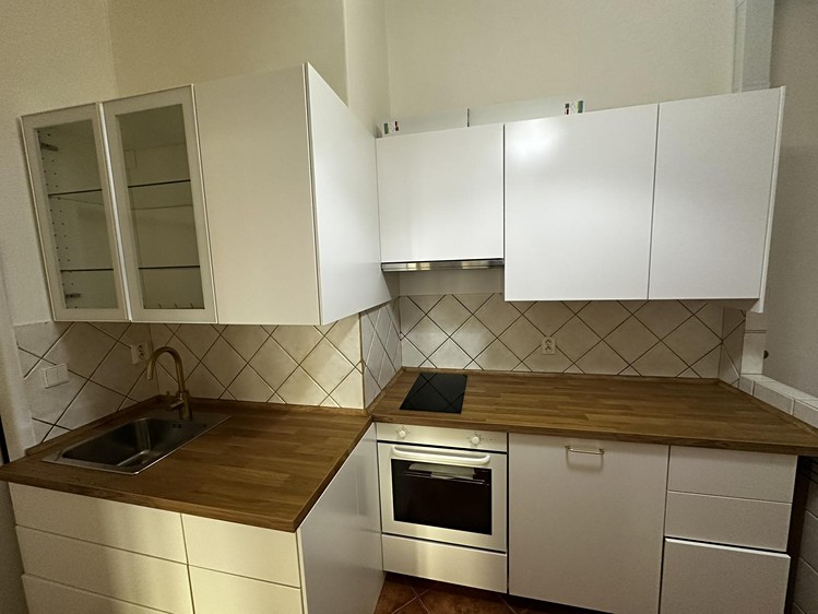 Pronájem bytu 2+1 60 m² - foto 8