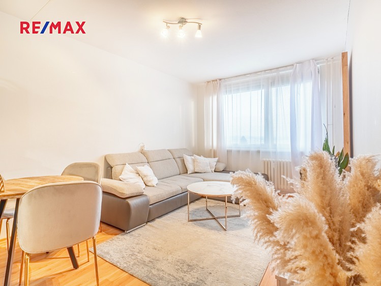 Pronájem bytu 2+kk 43 m² - foto 1