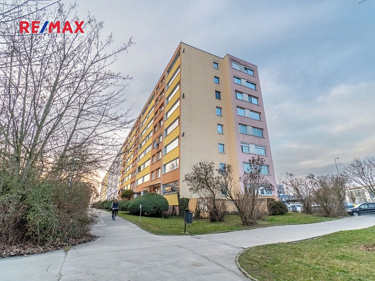 Pronájem bytu 2+kk 43 m² - foto 2