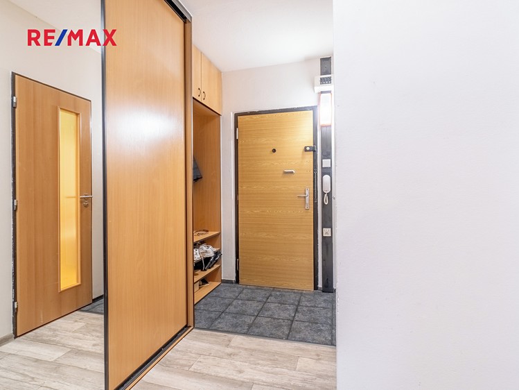 Pronájem bytu 2+kk 43 m² - foto 8