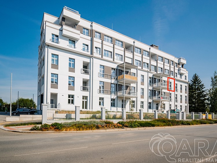Pronájem bytu 1+kk 38 m² (Jednopodlažní) - foto 1