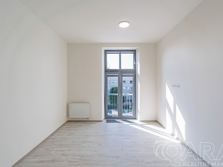 Pronájem bytu 1+kk 38 m² (Jednopodlažní) - foto 3