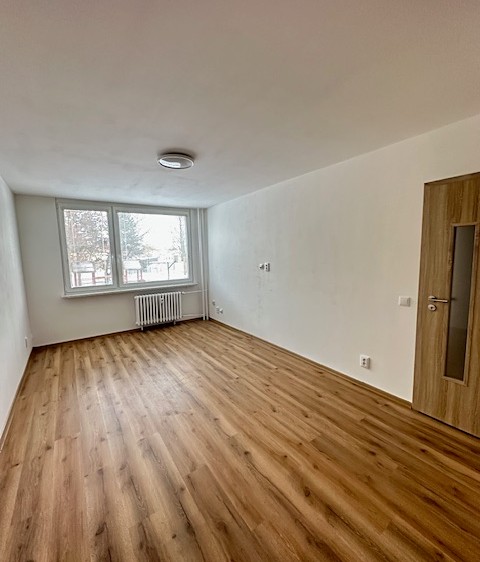 Pronájem bytu 2+kk 43 m² - foto 2
