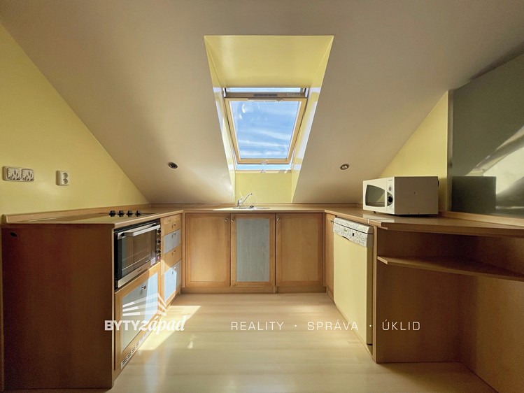 Pronájem bytu 2+kk 48 m² - foto 5