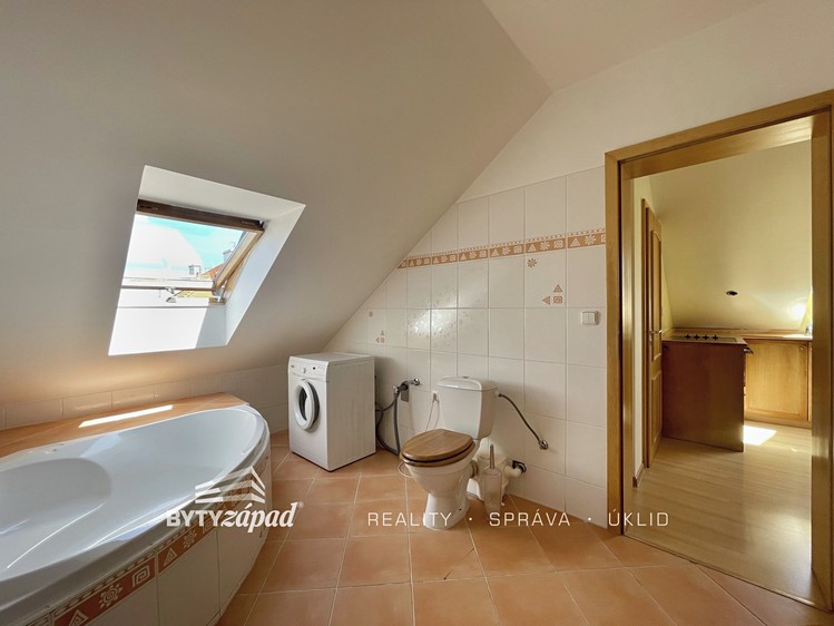 Pronájem bytu 2+kk 48 m² - foto 8