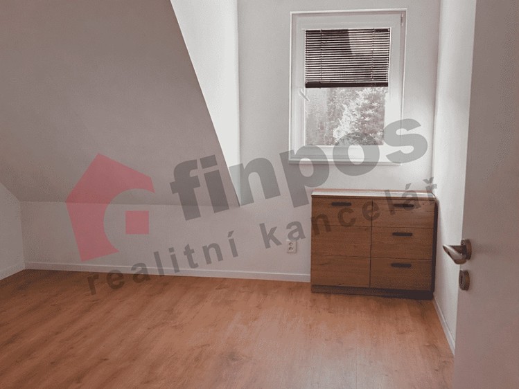 Pronájem bytu 3+kk 71 m² (Podkrovní) - foto 8