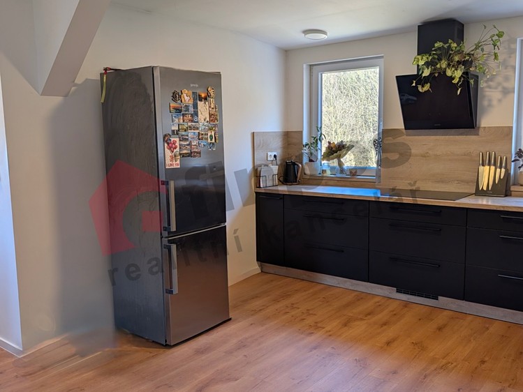 Pronájem bytu 3+kk 71 m² (Podkrovní) - foto 5