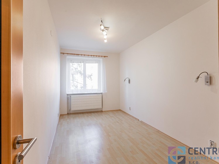 Pronájem bytu 4+kk 87 m² (Jednopodlažní) - foto 7