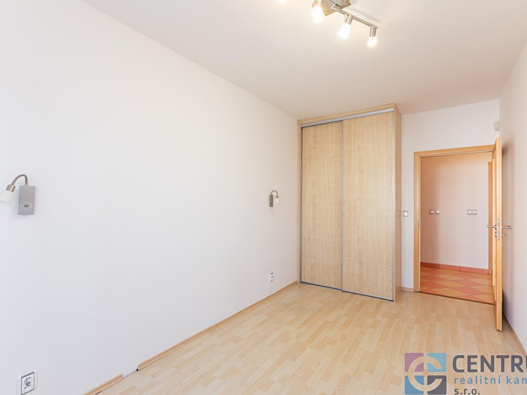 Pronájem bytu 4+kk 87 m² (Jednopodlažní) - foto 8