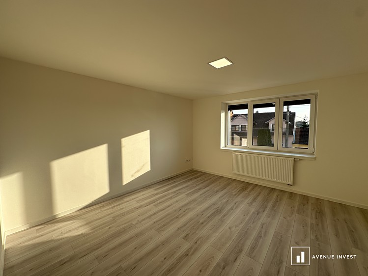 Pronájem bytu 3+kk 77 m² - foto 5