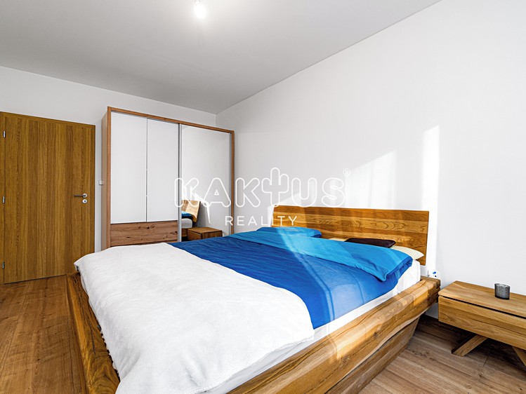 Pronájem bytu 2+kk 54 m² - foto 4